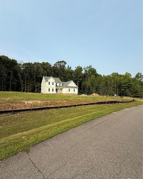 1st image of 1044 Holly Stone Dr