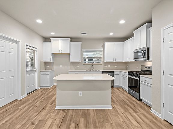 5th image of 1156 Autumn Heather Dr
