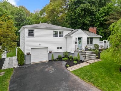 124 Killian Avenue, Trumbull, CT, 06611