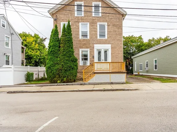 201 Cedar St, New Bedford, MA 02740