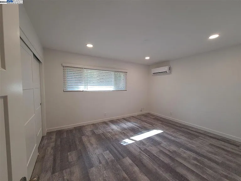 749 Palomino Dr — Photo 20