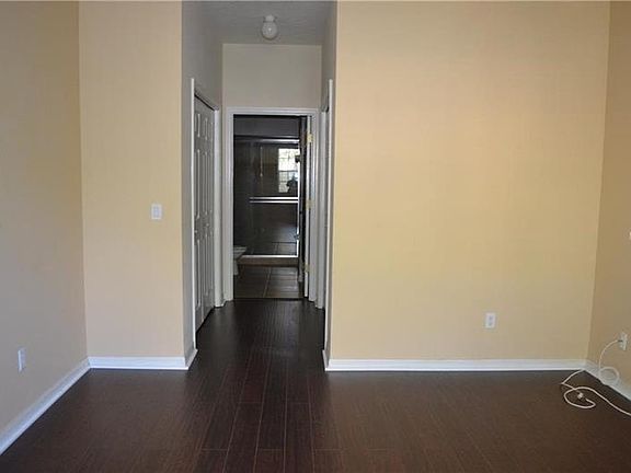 3rd image of 2734 Oakwater Dr