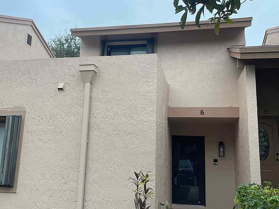 3rd image of 6 Chestnut Cir