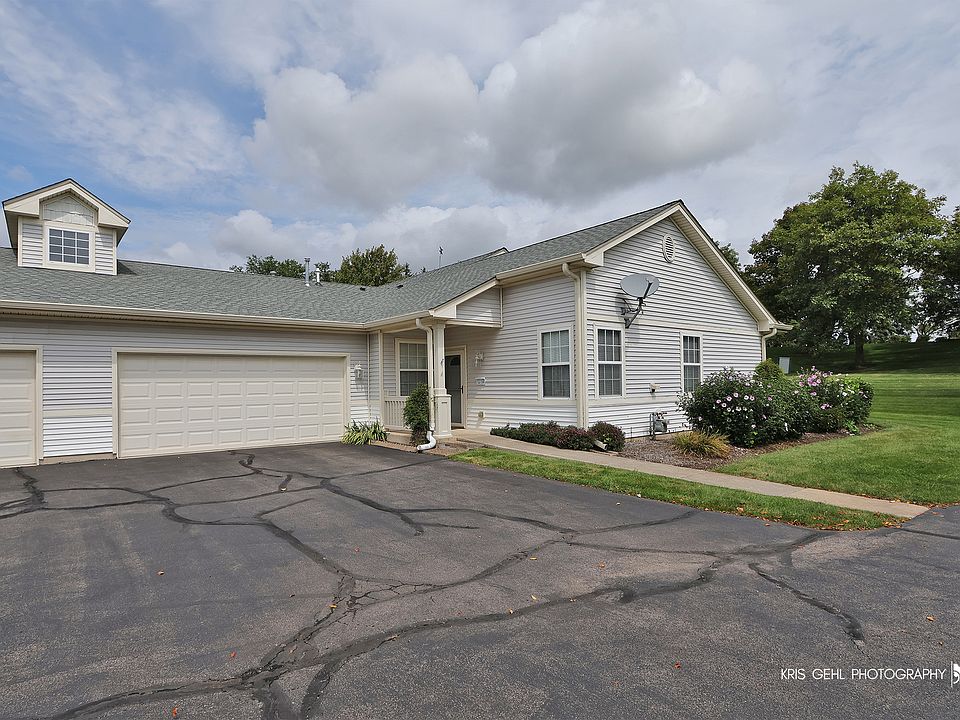 1st image of 12158 White Tail Ln