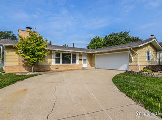 15248 Alameda Ave, Oak Forest, IL 60452