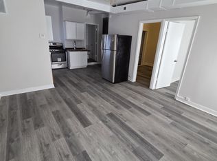 3215 W Cermak Rd #4R, Chicago, IL 60623