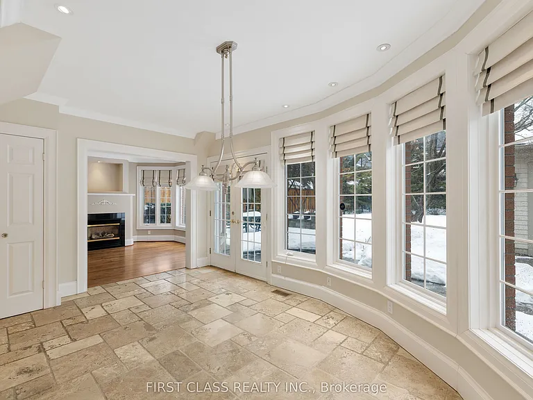 80 Douglas Dr — Photo 19