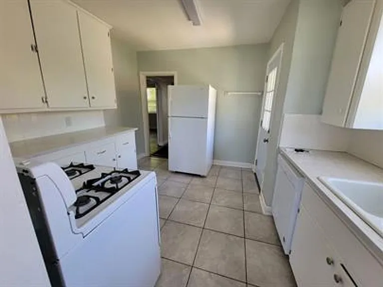 7 Calhoun Rd — Photo 22