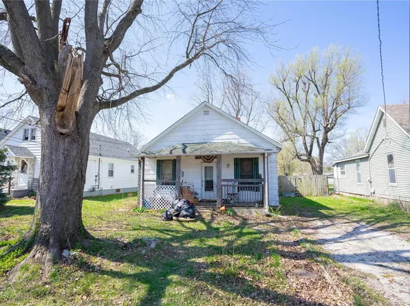 718 Harrison St, Jerseyville, IL 62052