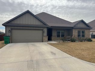 108 Wiley St, Stephenville, TX 76401