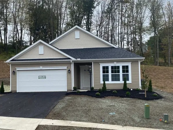 104 July Dr, Butler, PA 16002