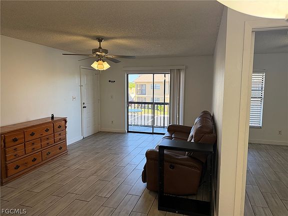 5th image of 5329 Summerlin Rd #2911