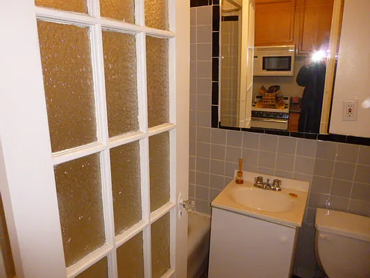 Rented by JK Dansar Corp | media 22