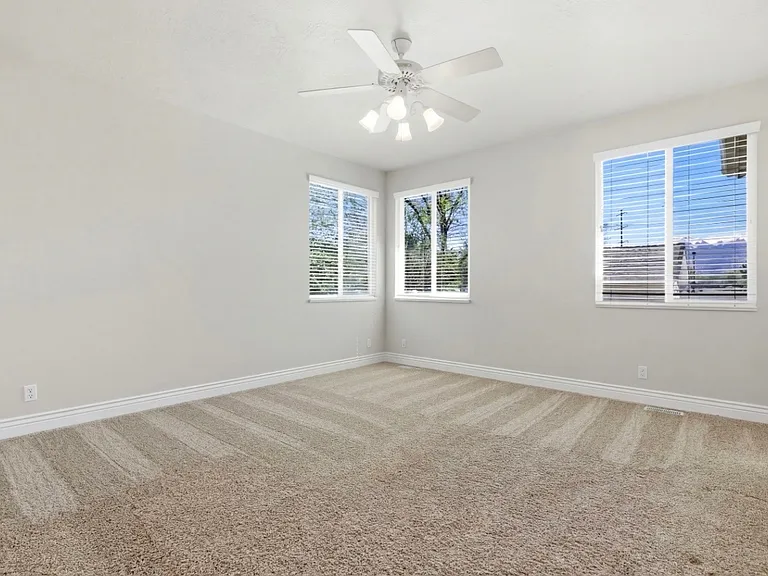 2191 S 550 W — Photo 6