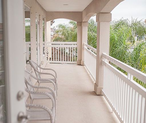 5th image of 507 Marina Dr