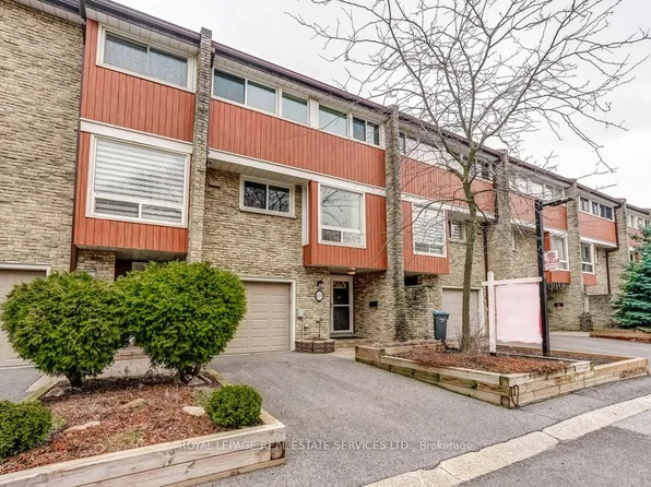 915 Inverhouse Dr #68, Mississauga, ON L5J 4B2