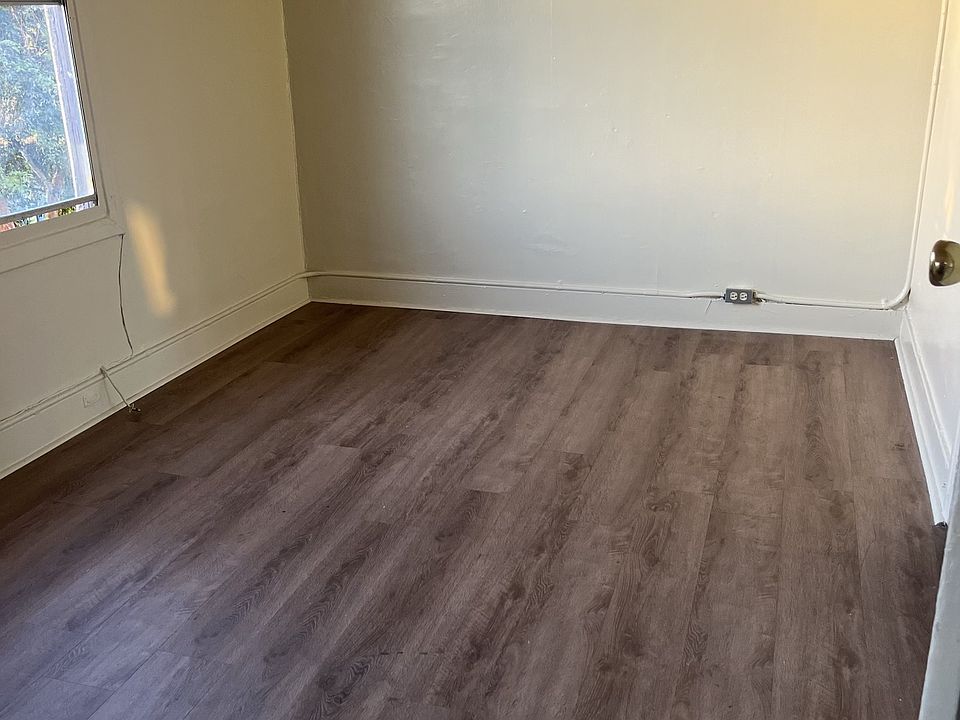 2nd image of 1937 1/4 Orchard Ave