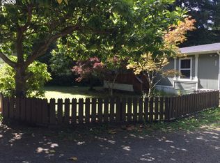 5271 Grand Ave, Florence, OR 97439