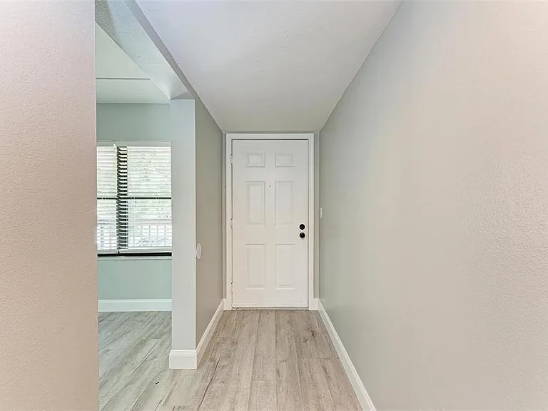 515 30th Ave W #H201 — Photo 2