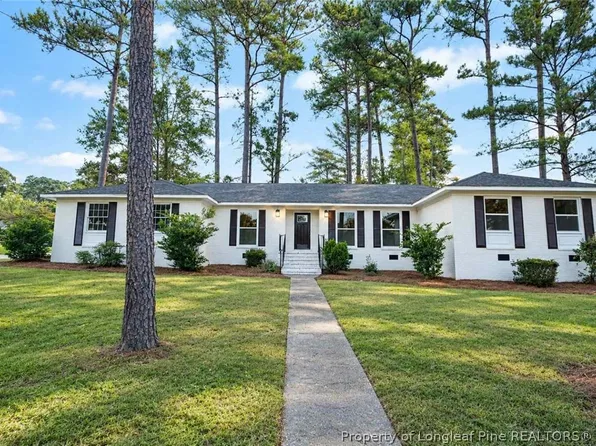 5714 Weatherford Rd, Fayetteville, NC 28303