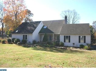 322 Waterloo Rd, Devon, PA 19333