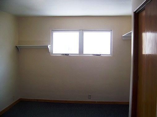 3rd image of 530 10th St #1