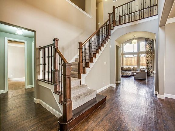 3rd image of 3680 Evita Dr