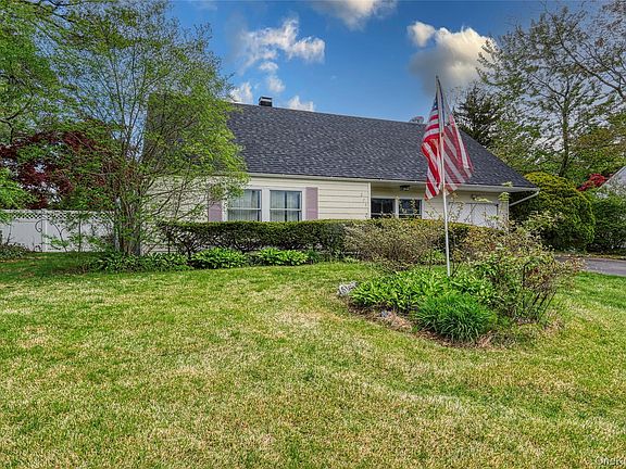 2nd image of 275 Southaven Avenue