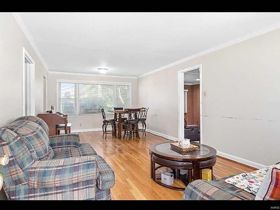 5th image of 1541 Akron Dr