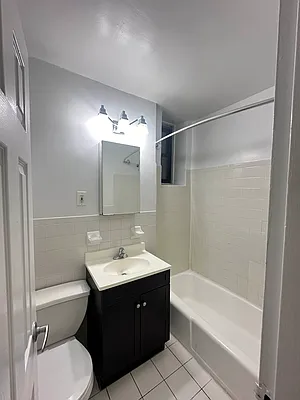 Rented by Bond New York | media 10