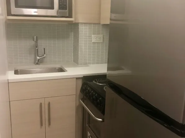 134 East 22nd Street image 3 of 7