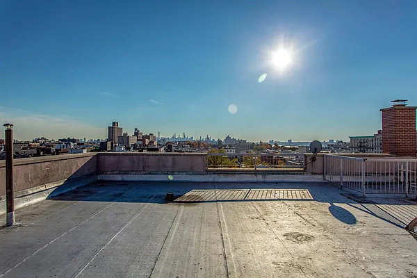 Sold by Bohemia Realty Group | media 19