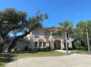 427 S Fulton Beach Rd, Rockport, TX 78382
