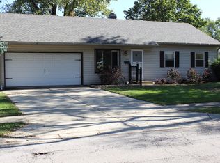 1655 Amy Ave, Glendale Heights, IL 60139