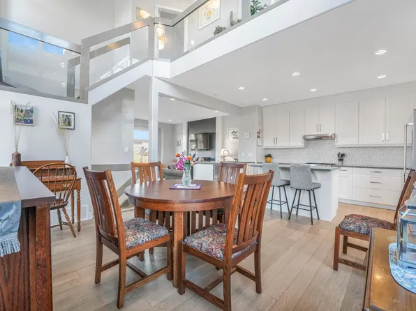 173 Hays Ridge Blvd SW, Edmonton, AB T6W 4G6