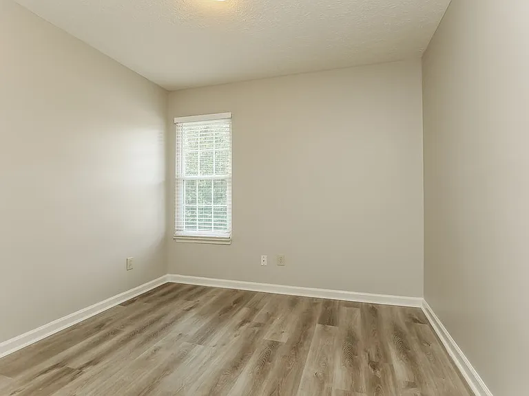 1472 Aaronwood Dr — Photo 15