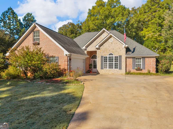 102 Genessa Ct, Mansfield, GA 30055