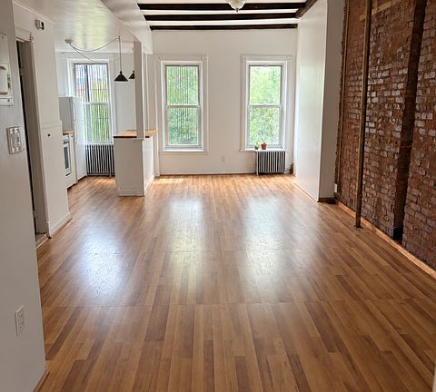 2nd image of 200 13th St #3