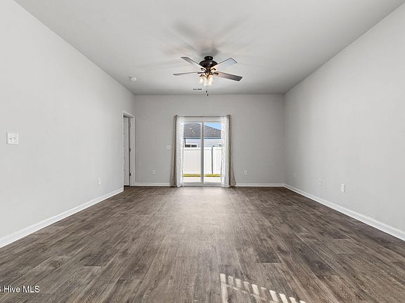 3rd image of 1094 Pink Snapper Place NW