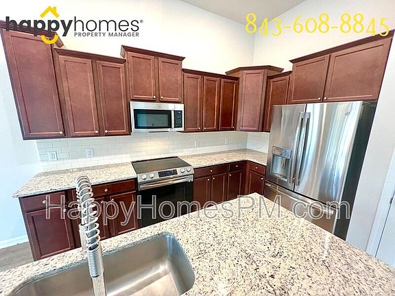 3rd image of 3225 Great Egret Dr