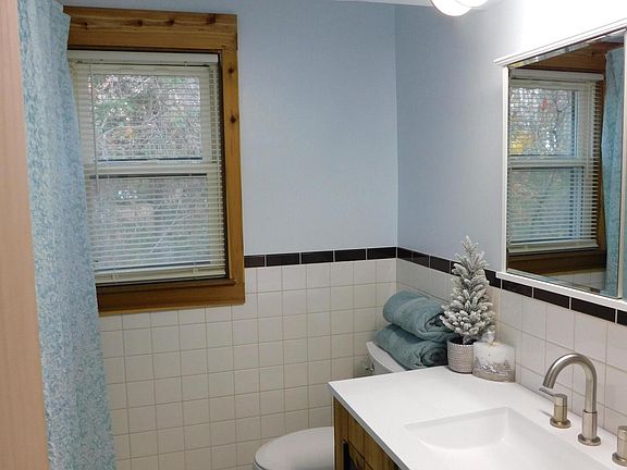 5th image of 12083 James St