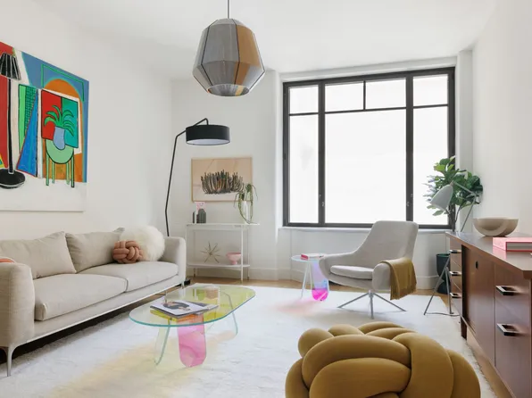 110 Charlton Street image 1 of 16