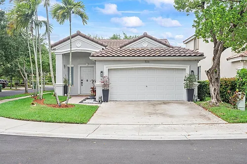 1516 Zenith Way Photo 1