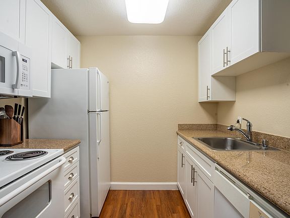 4th image of 121 Saratoga Ave APT 4209