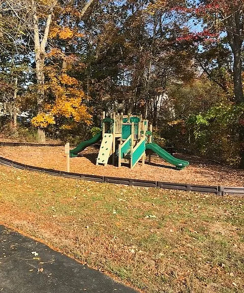 Hillcrest Acres — Photo 7