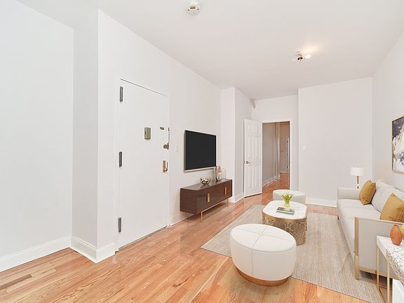4th image of 138 Scholes St APT 6