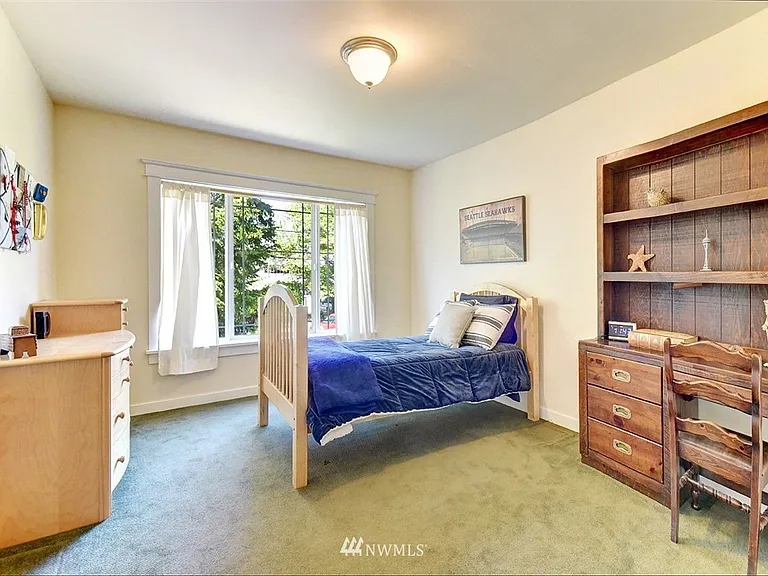 12560 Ashworth Ave N — Photo 11