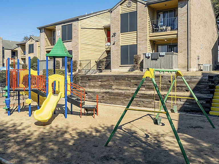Ashford Costa Esmeralda Playground