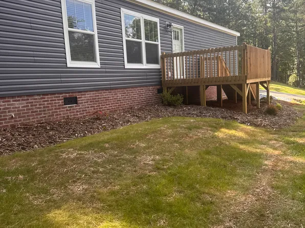 121 Waccamaw Ln, Central, SC 29630