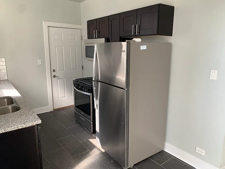 5527-5537 S Everett Ave — Photo 45